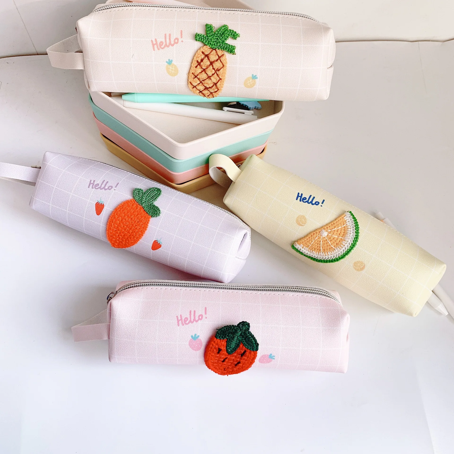 

Милый Простой Модный канцелярский чехол с вышивкой в виде фруктов, сумка для хранения, вместительный чехол для карандашей, студенческий чех...