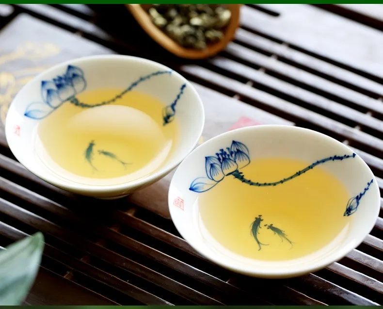 

2020 New Tea Biluochun 500G Pure Wooden Barrel New Tea Biluochun Green Tea Gift Set Tea before Rain Biluochun