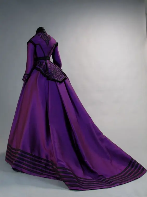 Costumebuy Queen Elisabeth Princess Sissi Dress Ball Gown Vintage Renaissance Rococo Victorian Party Dress Purple Custom Made