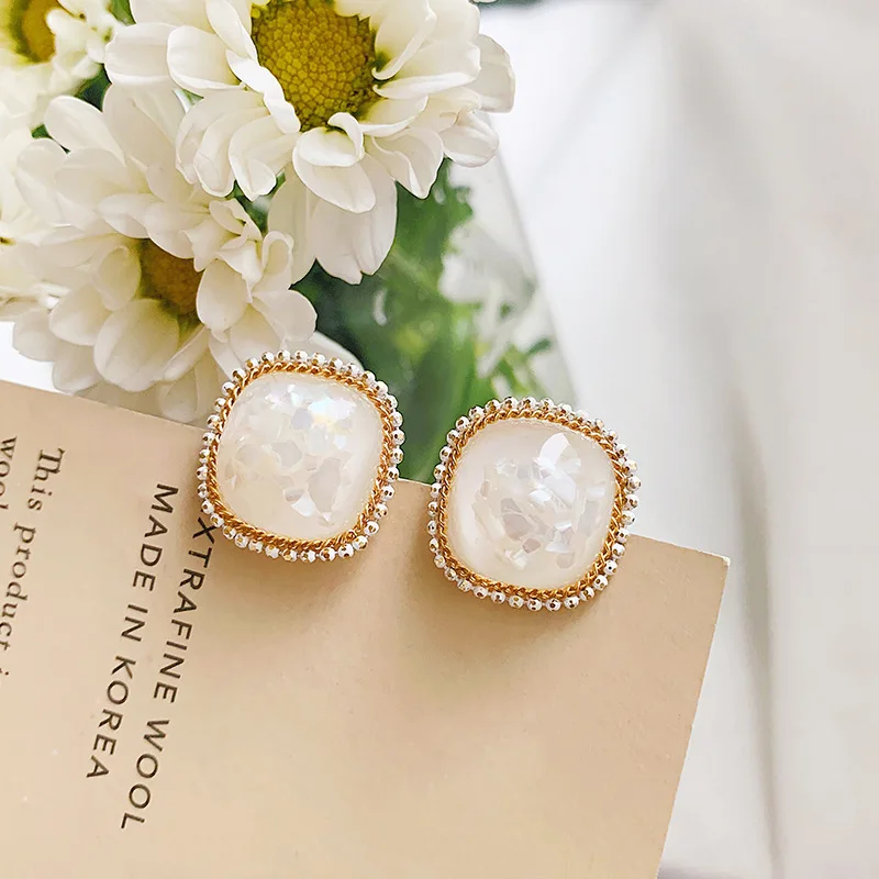 

925 Silver Needle Shell Square Earrings