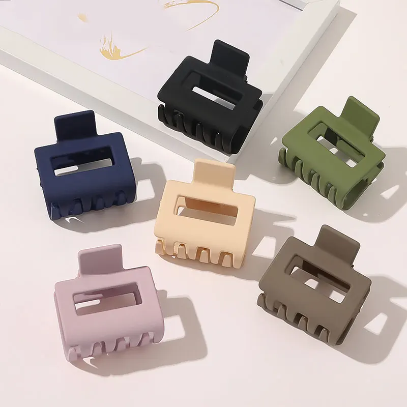 

1PC Korean Solid Matte Hair Claws Elegant Acrylic Hairpins Barrette Crab Hair Clips Headwear for Women Girls Hair Accessories