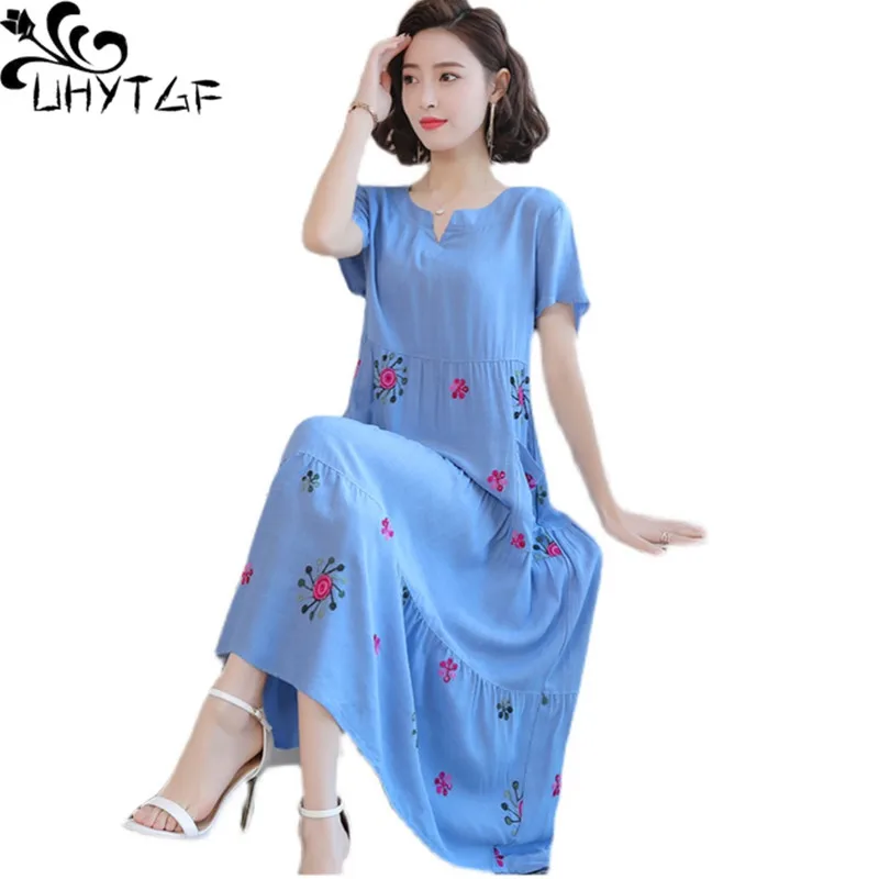 

UHYTGF Fashion Embroidered Summer Dress Women Short Sleeve Soft Comfortable Cotton Silk Long Dresses Mother Plus Size Dress 2070
