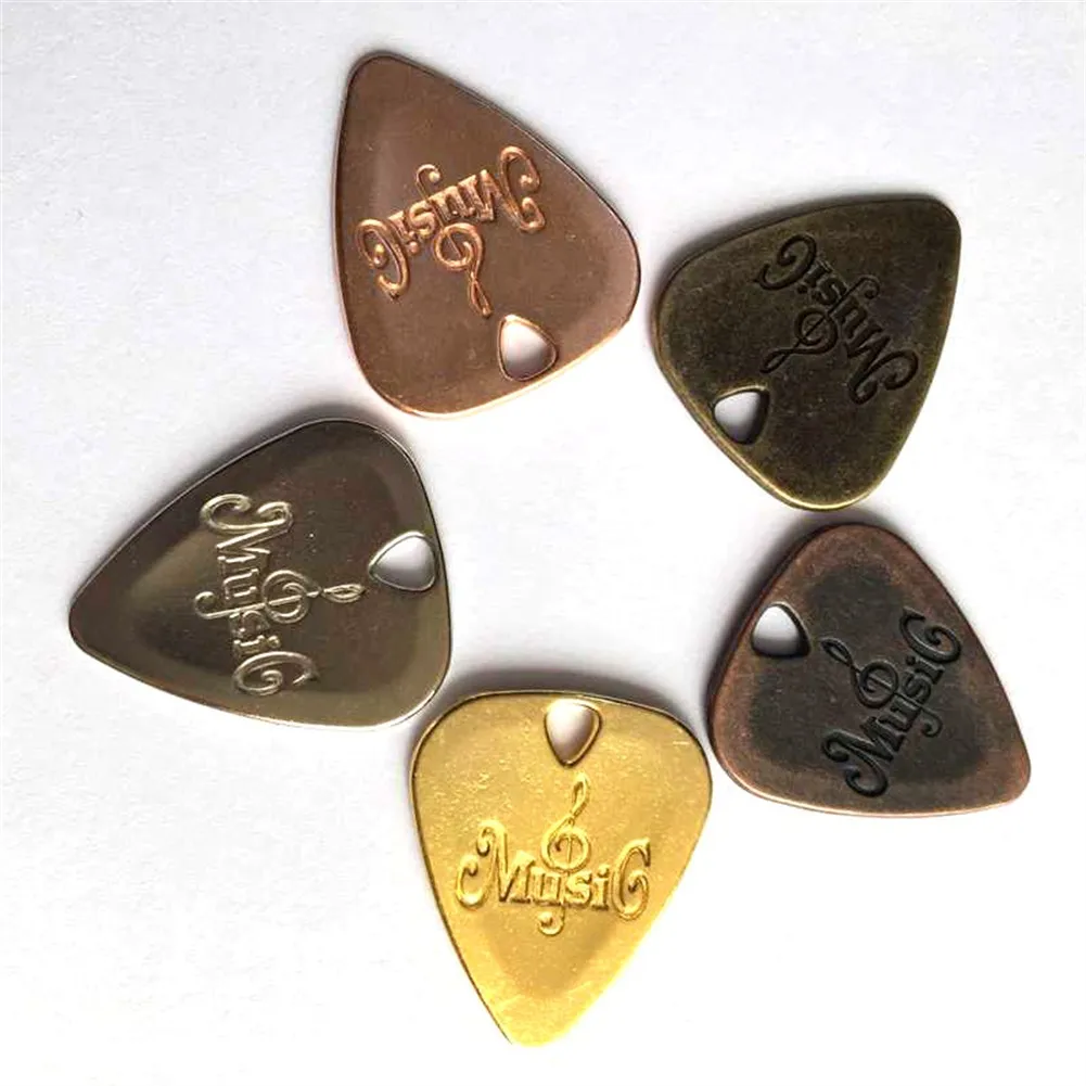 

Metal Guitar Pick Zinc Alloy Plectrum For Acoustic Electric Guitars Bass Ukulele Etching Strong And Wear-resistant Guitar Pick