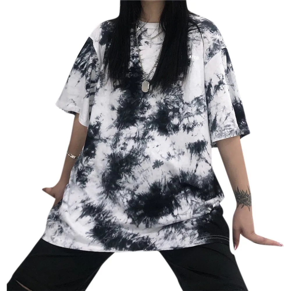 

2021 Summer Autumn Women Gradient Tie-Dye Short Sleeve Couple T-shirt Loose Mid-length Korean GD Graphic Print Vintage Tops