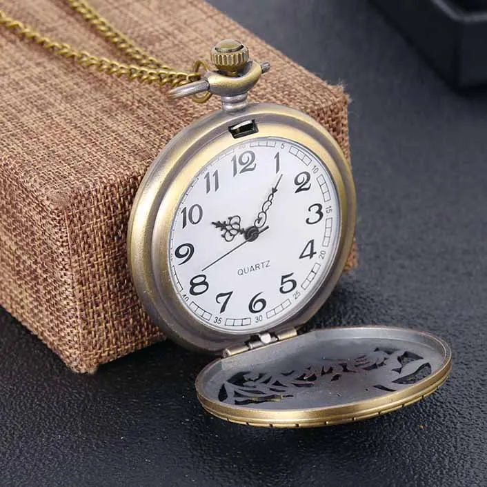 Модные креативные кварцевые часы с двумя лошадками вырезами изысканные большие