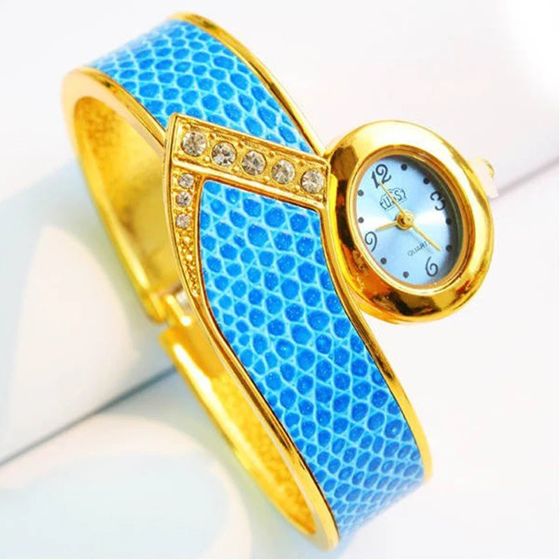 

2020 Cussi Women Bangle Watches Casual Ladies Unique Watches Stainless Steel Quartz Watch Creative Women Watches Wholesale Klok