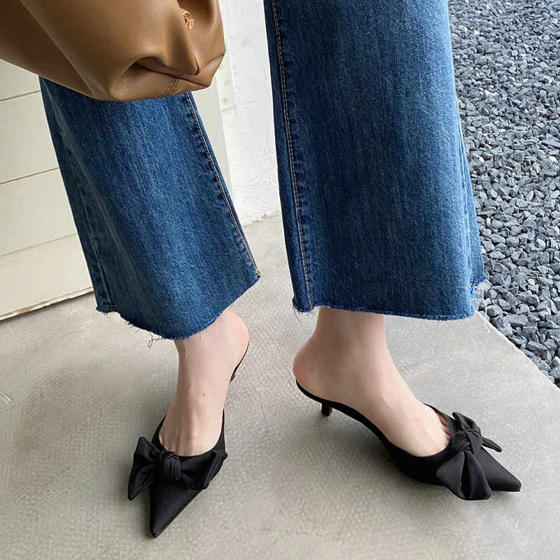

2021 New Women Pumps Thin Heels Ladies Mules Fashion Pointed Toe Female Bow knot Slippers Elegant Woman Slip On Slides Shoes