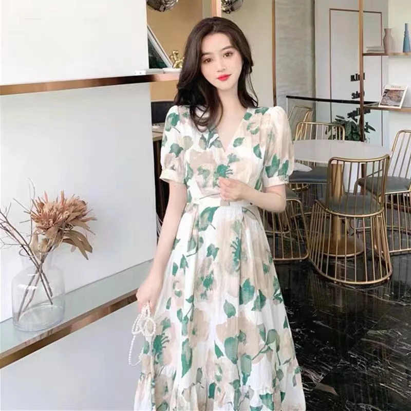

Plus size women's 2022 summer Hepburn style floral fairy qi super fairy sen style V-neck dress sweet and thin ankle long skirt