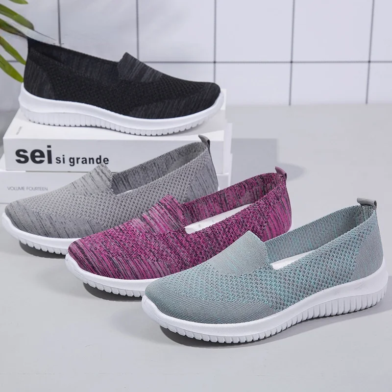 

Women Casual Shoes Light Sneakers Breathable Mesh Summer knitted Vulcanized Shoes Outdoor Slip-On Sock Shoes Plus Size