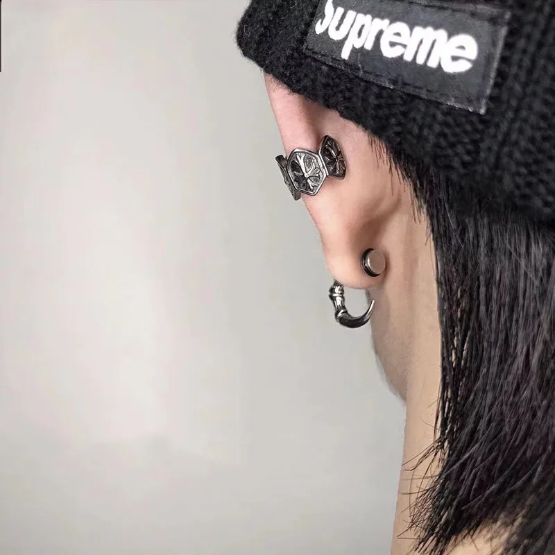 

Punk Style Stainless Steel Stud Earrings Men Women Ear Jewelry Rock Gothic Unisex Piercing Screw Barbell Piercing Earrings Ear