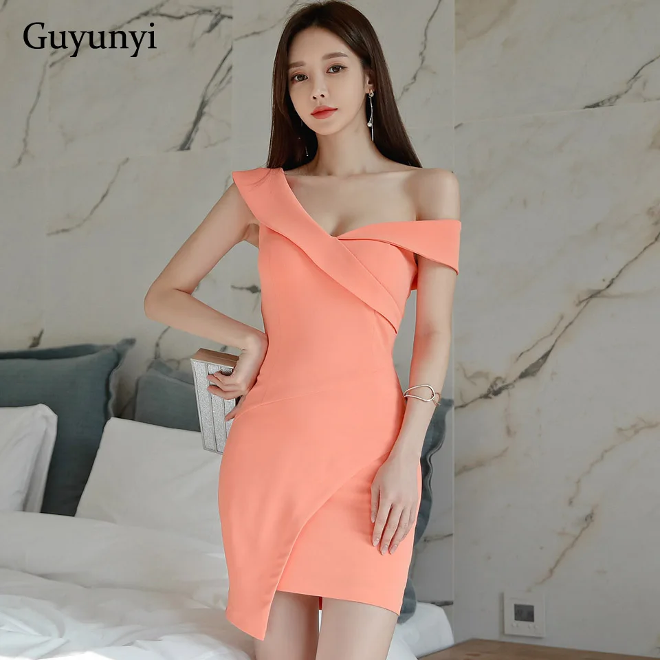 

Plain Sexy Nightclub Dress 2022 Summer Simple High Waist Tight Asymmetrical One-Shoulder Sleeveless Elegant Party Dress Women