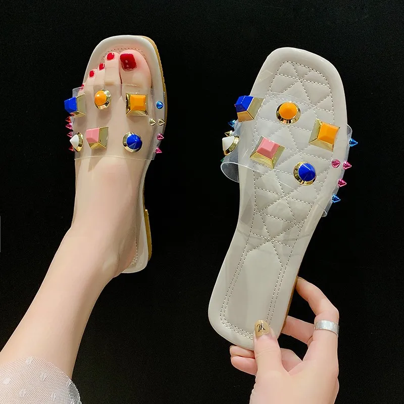 

Woman Crystal Slippers Transparent Rivets Retro Open Toe Slippers Outdoor Casual Flat Beach Sandals Fashion All-match Slippers