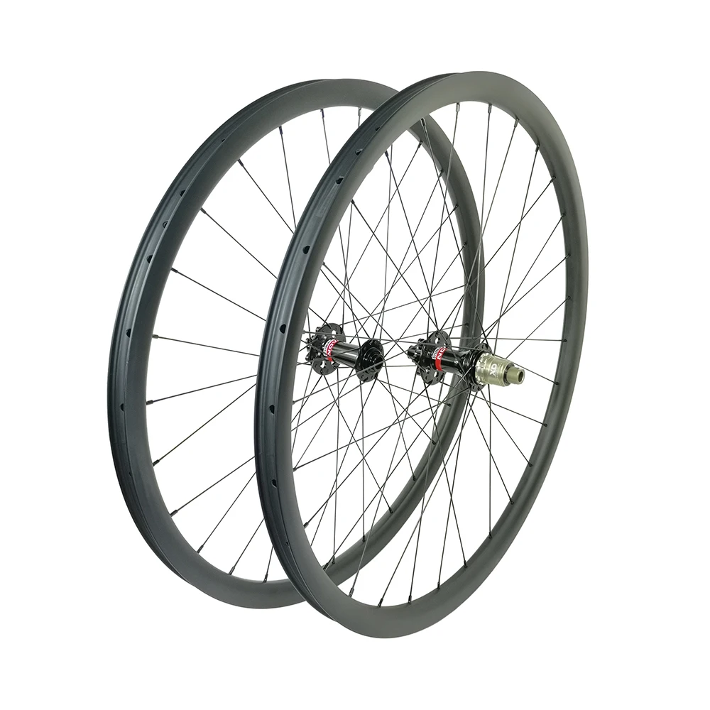 

Асимметричный клинчерный бескамерный увеличивающий диск 29er 1470g, карбоновые колеса для горных велосипедов, размеры 28x28 мм, внешний свет 15 × 110...