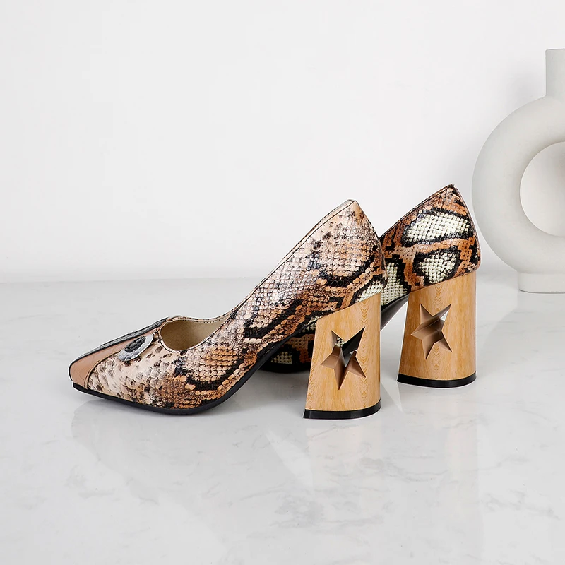 

HOT women pumps plus size 22-28cm length European and American Crocodile pattern cartoon personality heel heels women Lolita