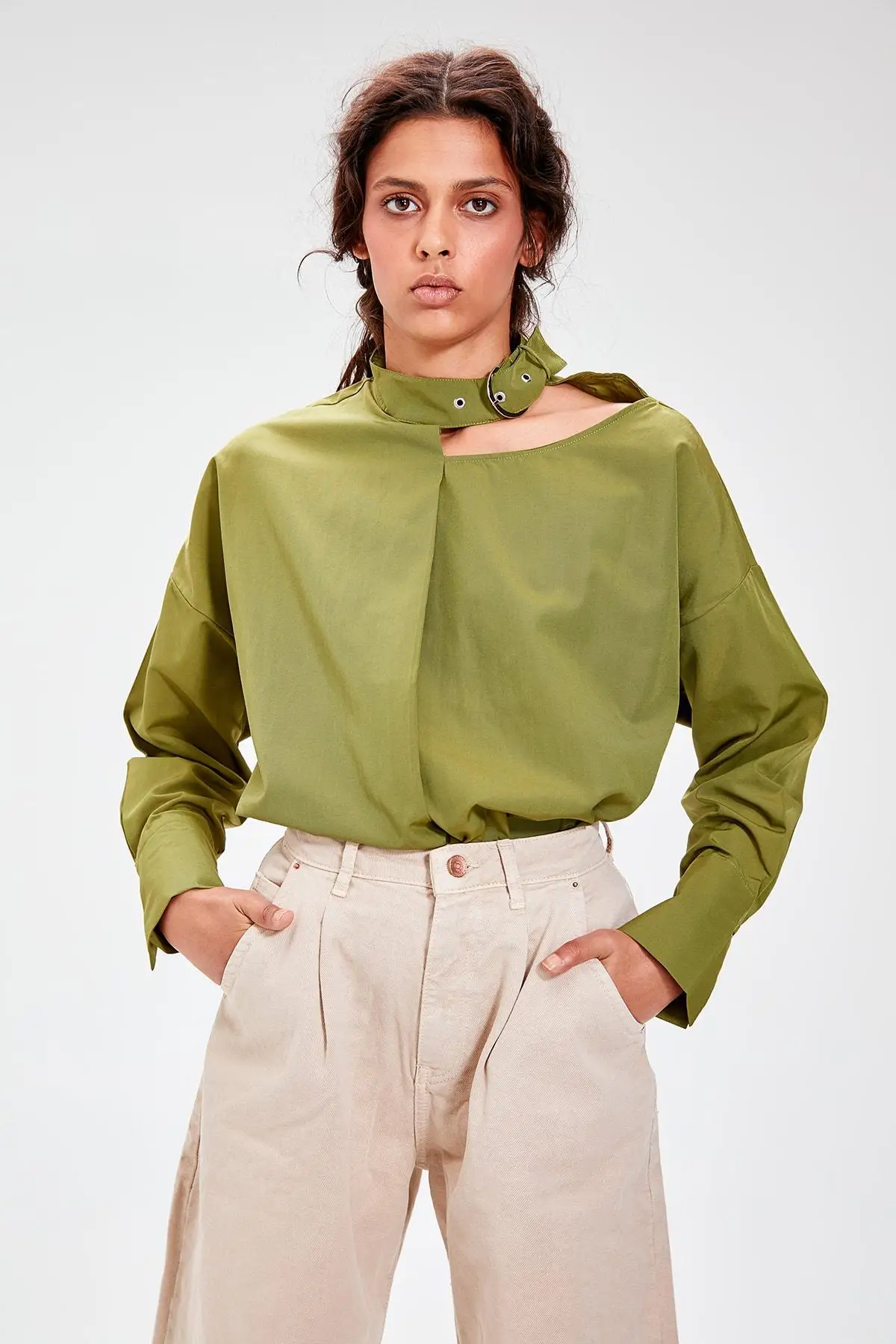 Trendyol воротник цвета хаки detaymi Bluz TWOAW20BZ0061| |