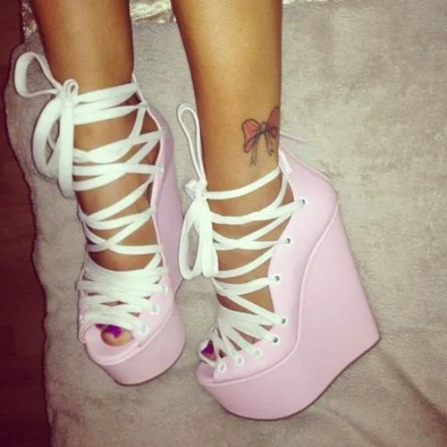Summer Candy Pink Leather Cross Tied Bandage Super Wedge Heels Sandals Gladiator Fish Toe Shoes High Platform Fashion Sandalias