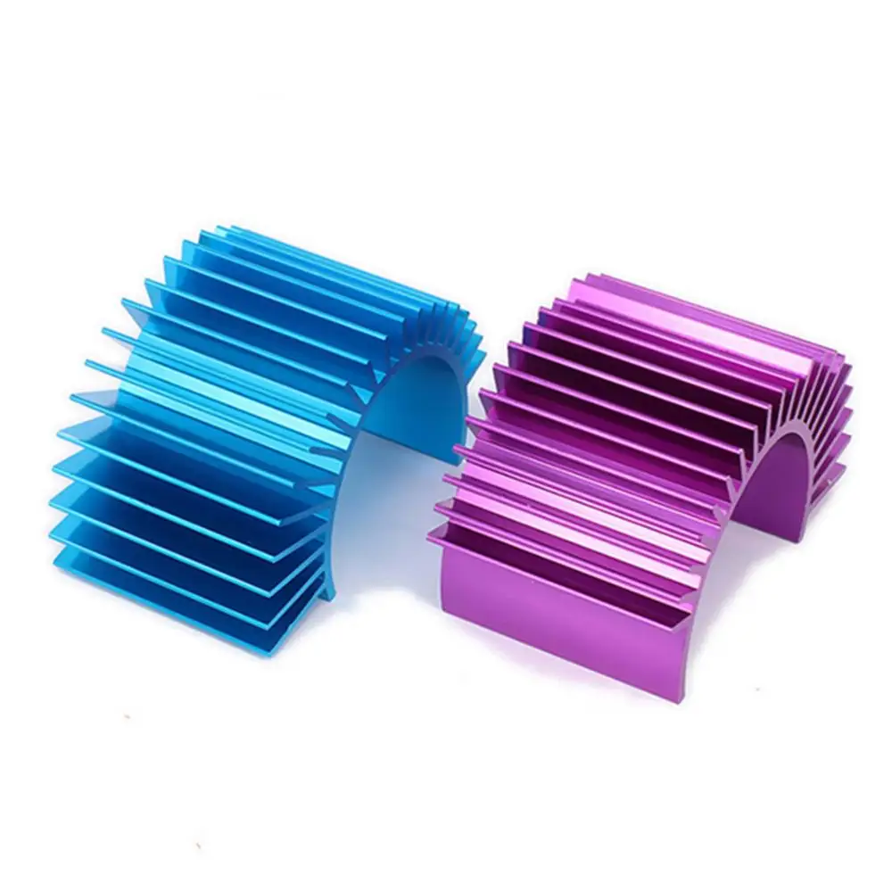 Радиатор охлаждения двигателя теплоотвод верхний вентилируемый Размер 540 545 550