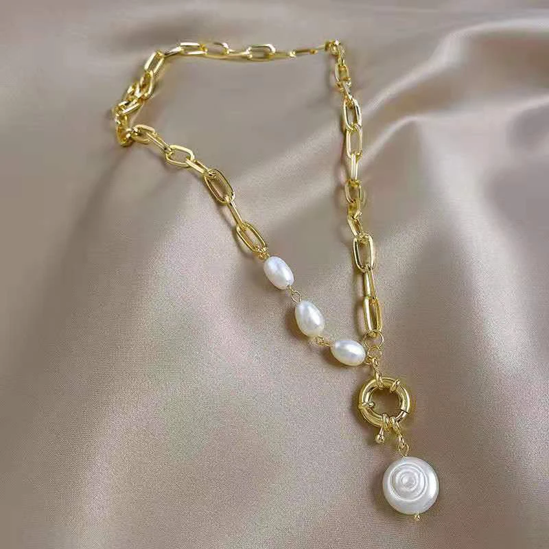 

2021 Fashion New High-end Personality Shaped Pearl Necklace Simple and Exquisite Temperament Female Romantic Jewelry Gift