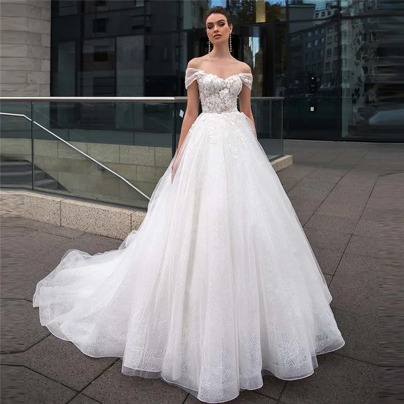 

Marvelous Off Shoulder Ball Gown Bride Dress Lace Appliques Pleated Bridal Wedding Gowns Princess Short Sleeves Tulle Skirt