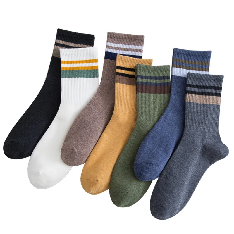 

2020 New Men's Solid Color Socks Fashion Trend INS All-match Autumn and Winter Cotton Socks Wholesale Price Drop shipping