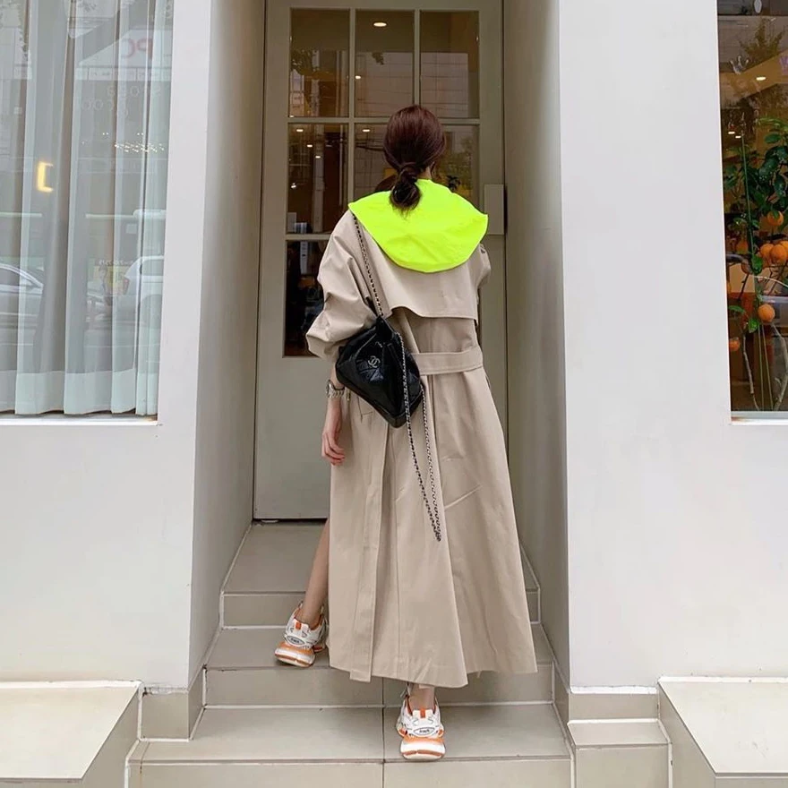 

Short-Height Long Hooded coat e123