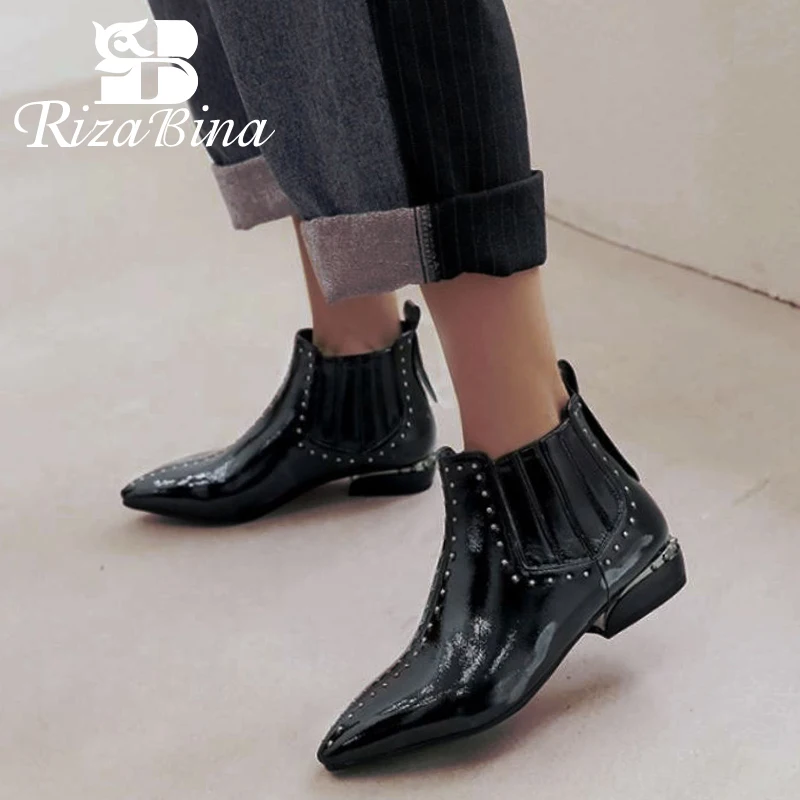 RIZABINA/пикантные женские ботильоны из лакированной кожи Балетки с заклепками и