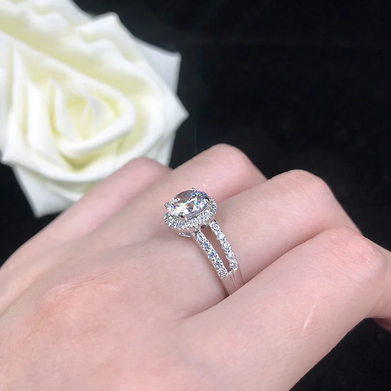 

Round Crystal Wedding Ring Fashion Temperament Female Romantic Birthday Gift Factory Wholesale