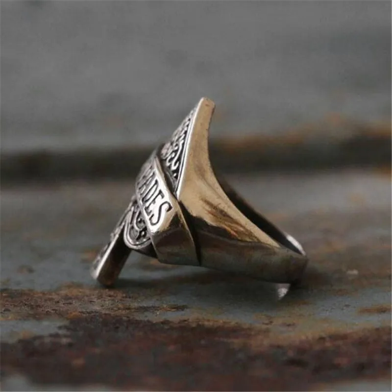 

Popular Men's Punk Ring Party Accessories Hip Hop Rock Accessories Holiday Special Gift Fashion Retro Spades Solitaire Wholesale