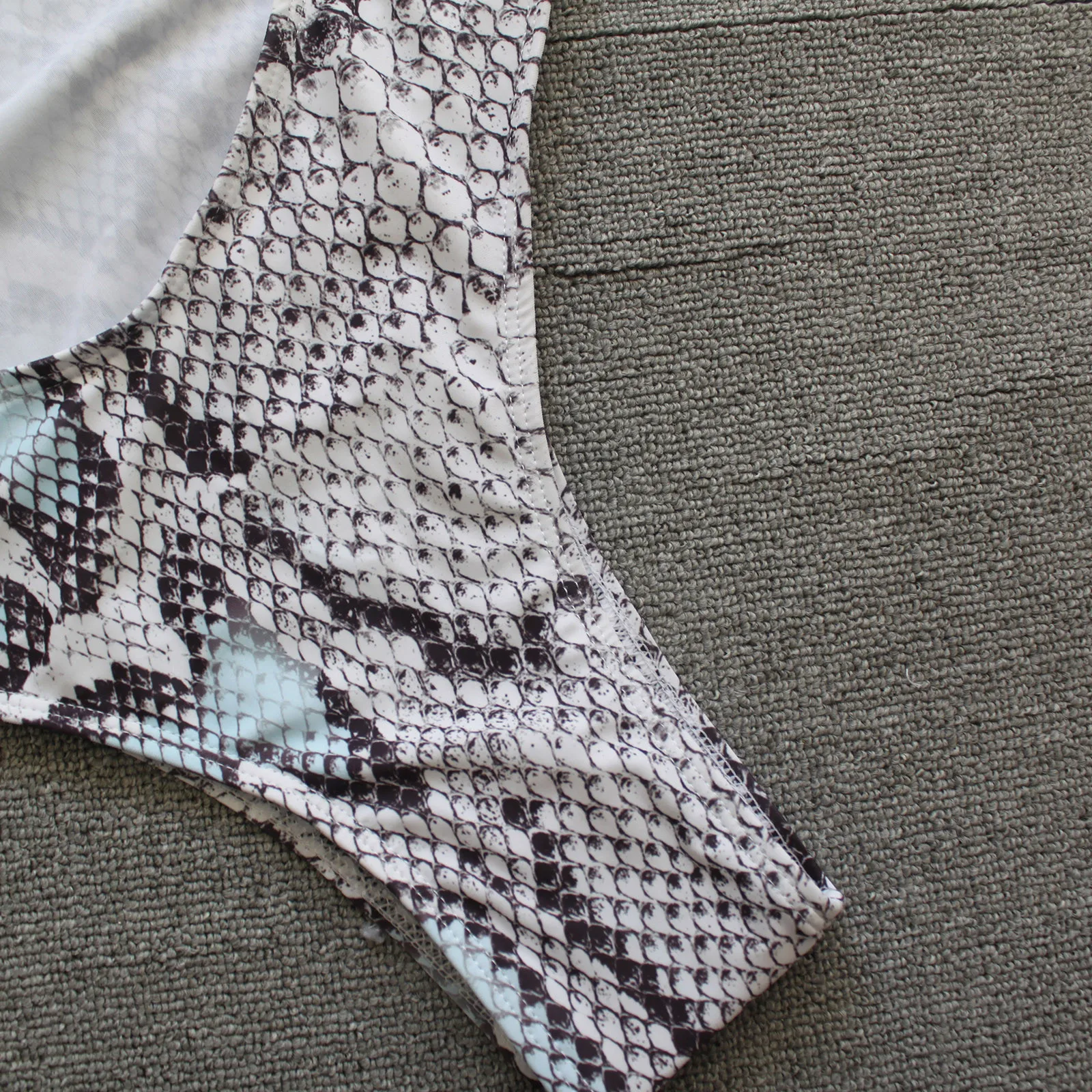 

2021 New Sexy One Piece Swimsuit Women Swimwear Cut Out Bathing Suit Summer Push Up Monokini Print Swim Suit Beach Wear Female