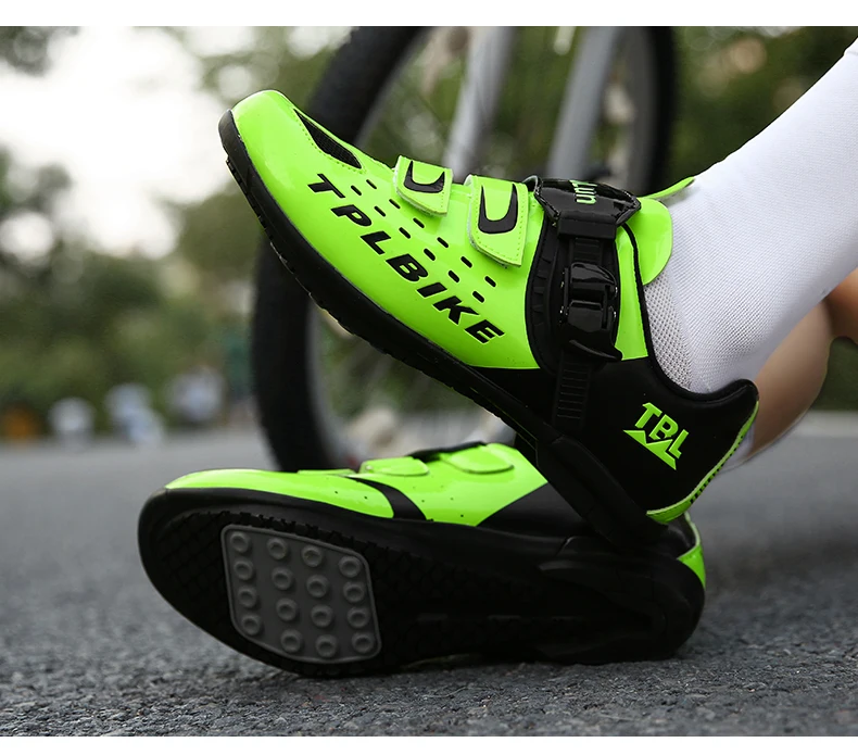 

Cycling Shoes Men MTB Road Bike Shoes Professional Mountain Bike Racing Sneakers Waterproof Ventilate Outdoor Sport Shoes