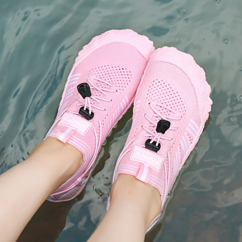 2021 Summer Upstream Shoes Women Breathable Mesh Quick Dry Water Couple Light Men Beach Sandals Diving Swimming | Спорт и