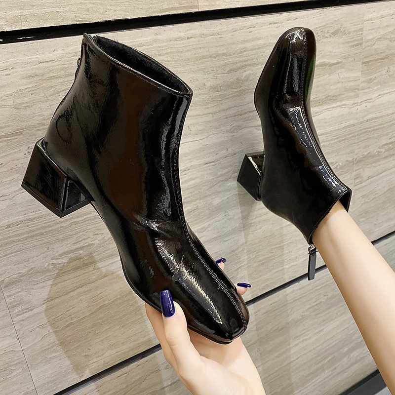 

Thick heel short boots women's shoes 2020 new autumn and winter medium heel thin boots British style square head high-heeled
