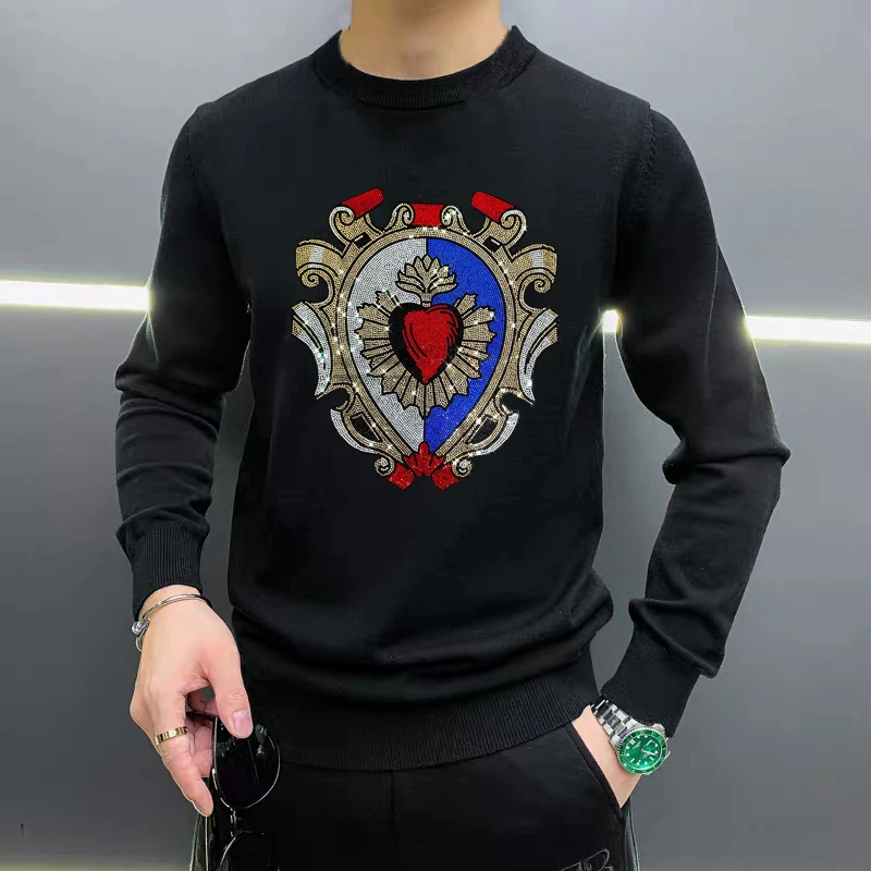 

Пуловер вязаный, черный и белый, с бриллиантами