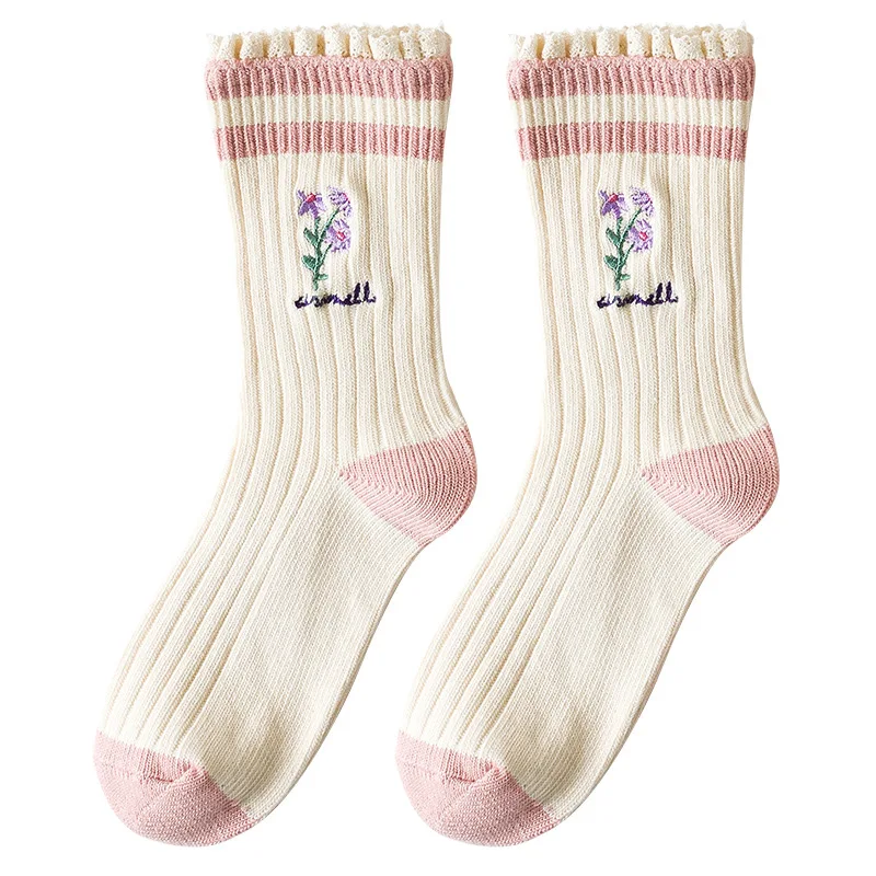 

2021 Caramella New 3 Pairs/Lot Women Socks Literary Retro Series Elegant ins Harajuku Fashion Cotton Socks for Autumn and Winter