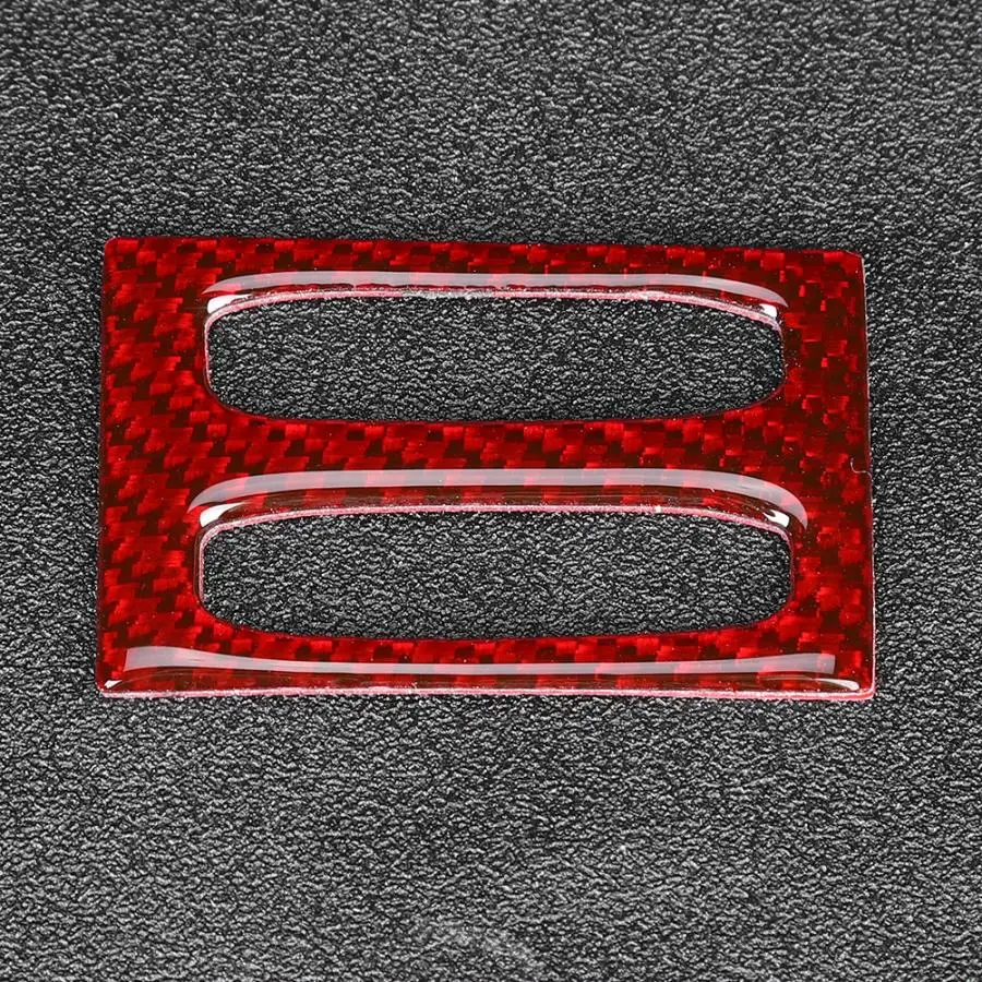 Наклейка на решетку вентиляции центральной консоли из углеродного волокна