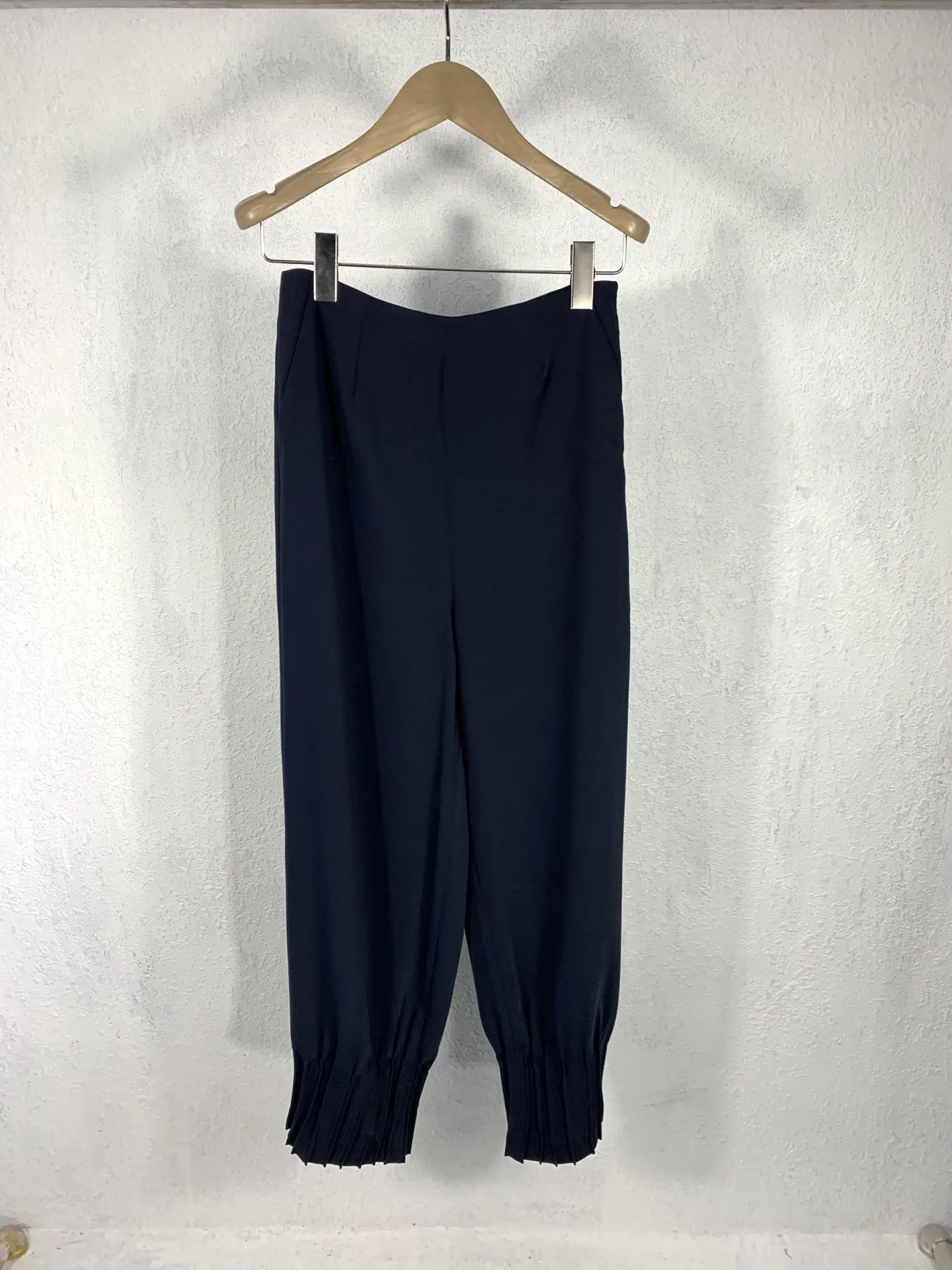 

2023 ladies loose fashion casual bloomers 0918