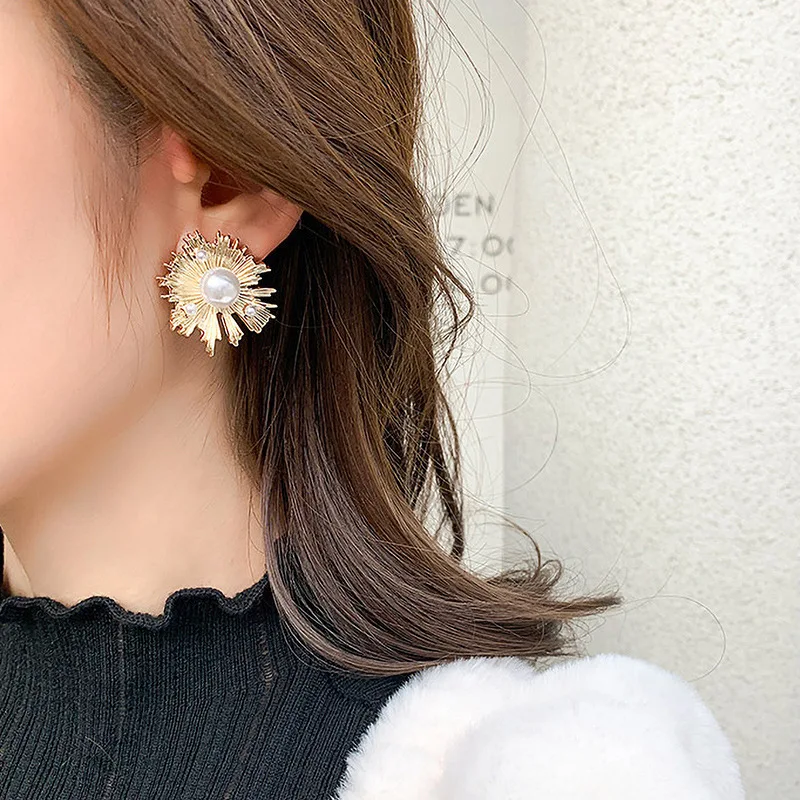 Женские серьги гвоздики с искусственным жемчугом вечерние для отпуска