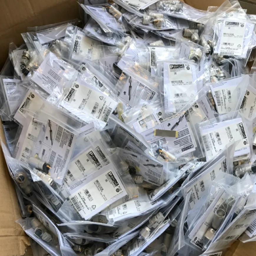 Разъем для автобусной системы 1543223 Φ SH 1554513 PN 1448645 SACC-M12MSD-4Q SK |