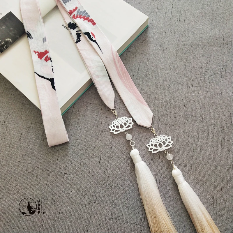 

Crane with pink hair ribbon archaic Chinese clothing Yunhe hollow lotus pendant headdress hair accessories