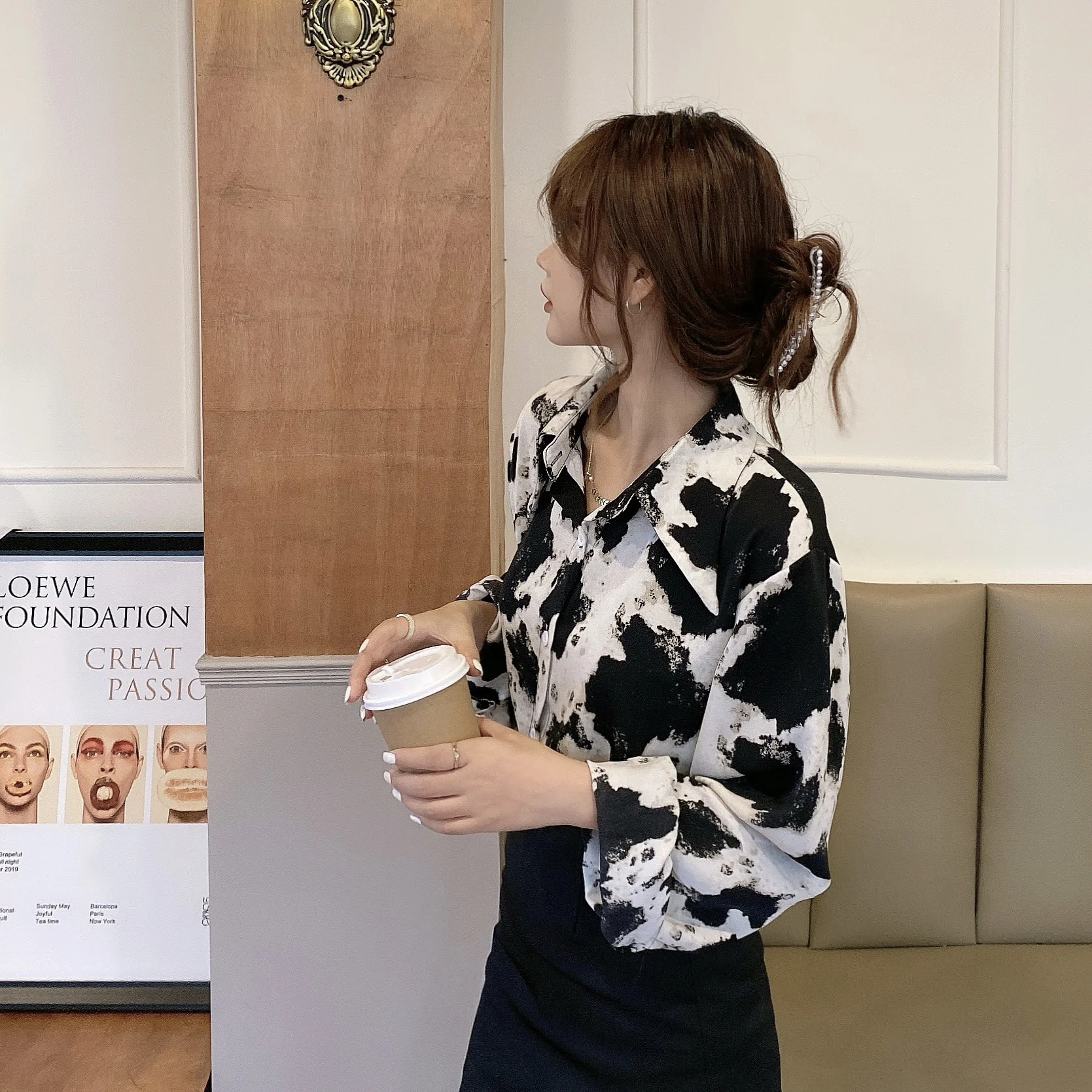 

2021 spring and summer trendy leopard print shirt niche loose and versatile temperament top women