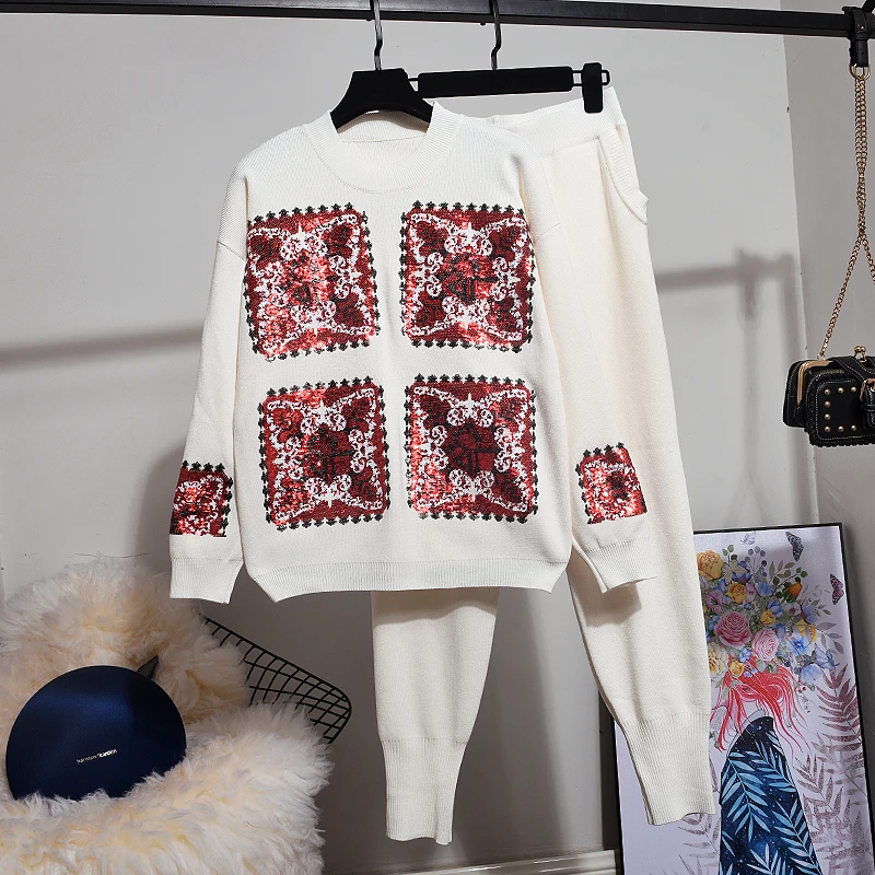 Женский трикотажный спортивный костюм белый комплект из свитера с длинными