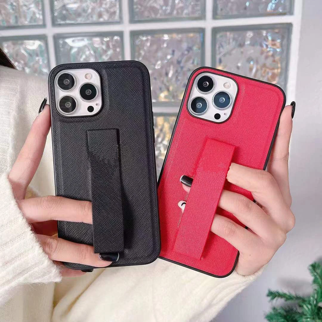 

PR14 Luxury Design Back Cover for Iphone13 Iphone 12 11 Pro Max Mobile Phone Case With Wrist Strap Cellphone Shell