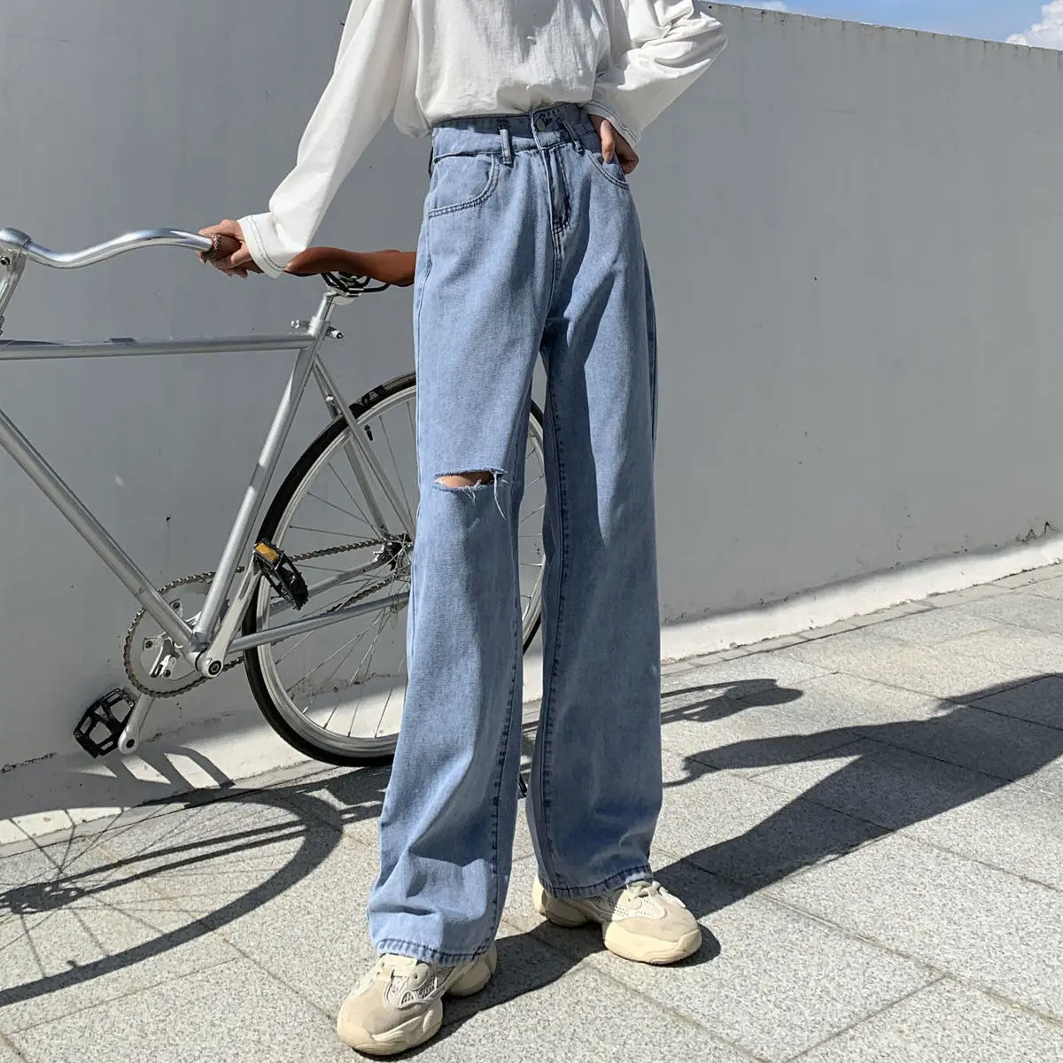 

Women's wide leg pants with high waist and hole jeans