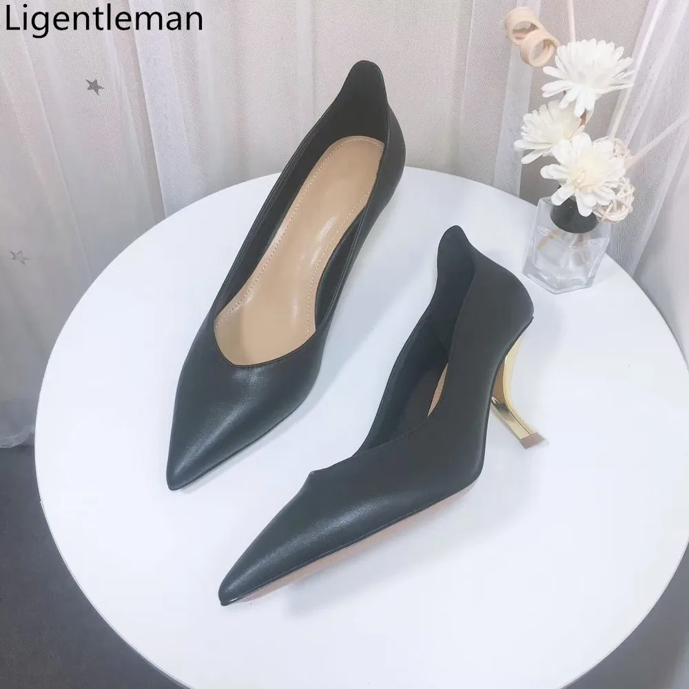 Тонкие туфли на высоком каблуке особой формы женские туфли-лодочки коллекция 2020