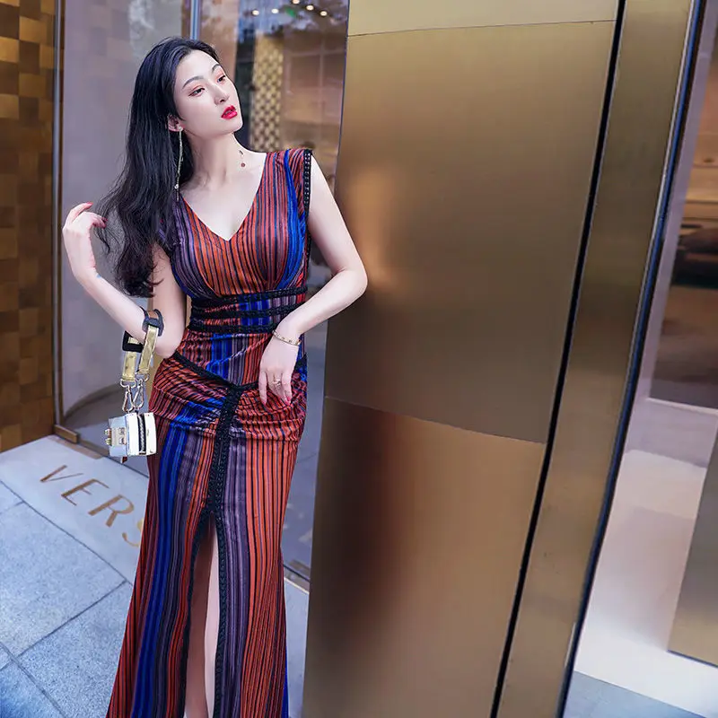 

Женское длинное платье в полоску, с V-образным вырезом, без рукавов, с разрезом, с высокой талией, облегающее, лето 2021