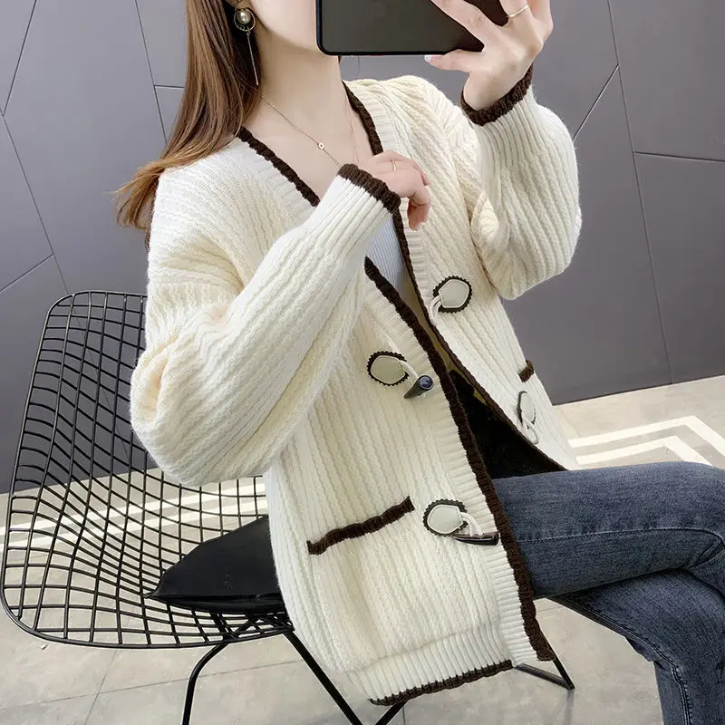 

Ladies Sweater Jacket Autumn And Winter 2022 All-match Casual New Women's Loose Western Style V-neck Knitted Cardigan