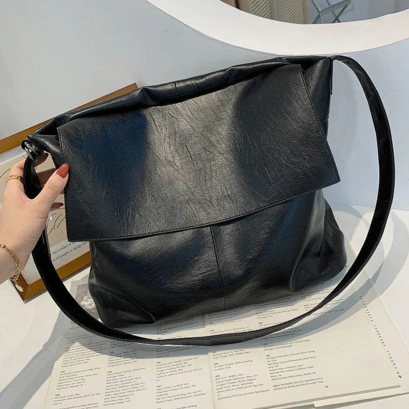

Big Black Messenger Bag Female Luxury Leather Shoulder Bag Large Capacity All Match Handbags Women's Brand Design Crossbody Bag