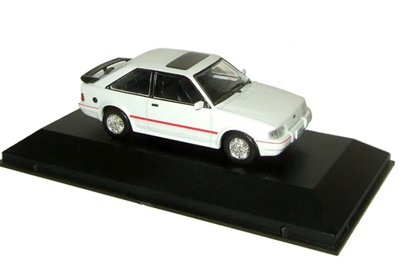 1/43 FORD ESCORT XR3 1990 Brasil модель Классическая коллекция игрушек автомобиль