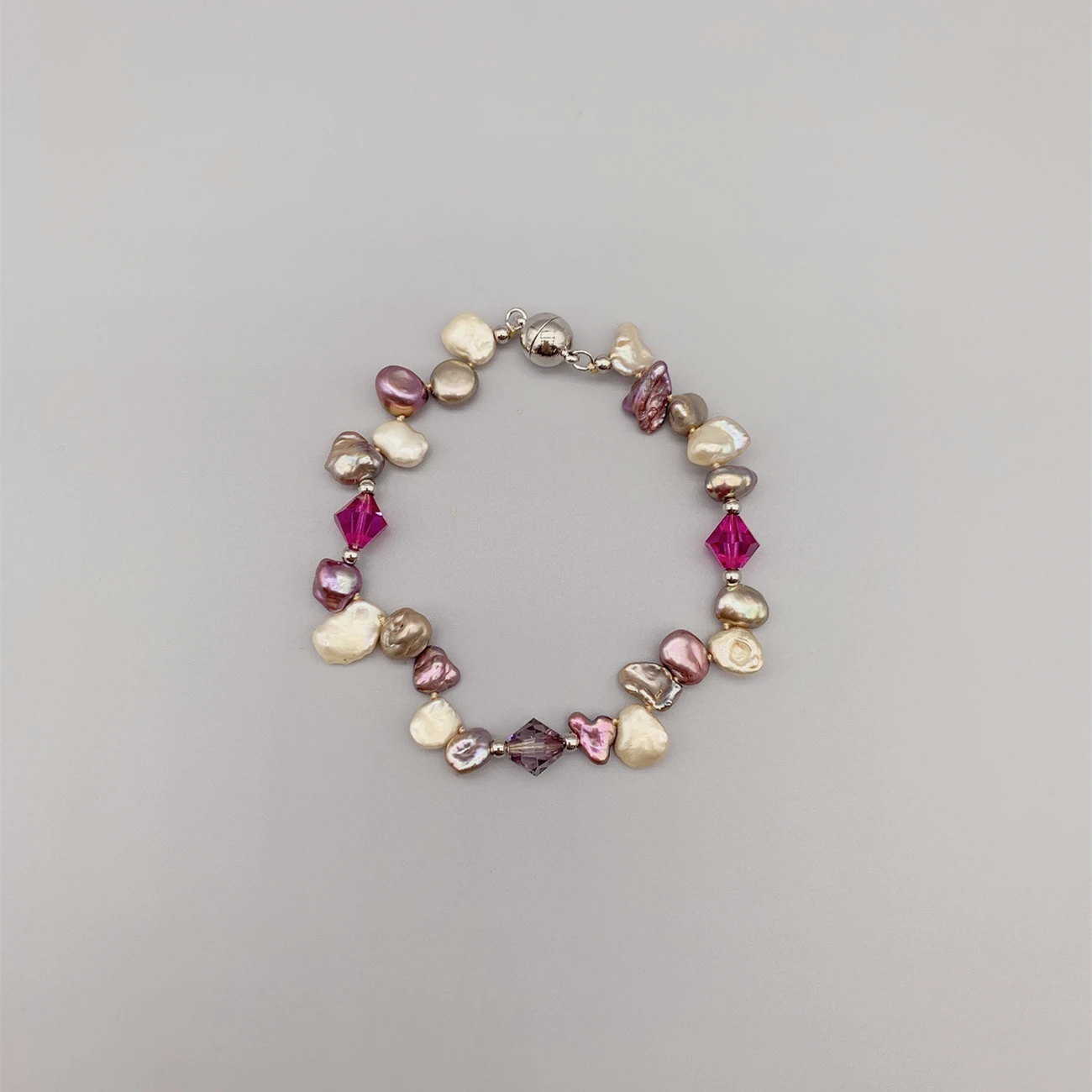 

FoLisaUnique 7-8mm Freshwater Keshi Pearl Bracelet For Women Girls Birthday Gift 8mm Austrian Crystals Trendy Bracelet