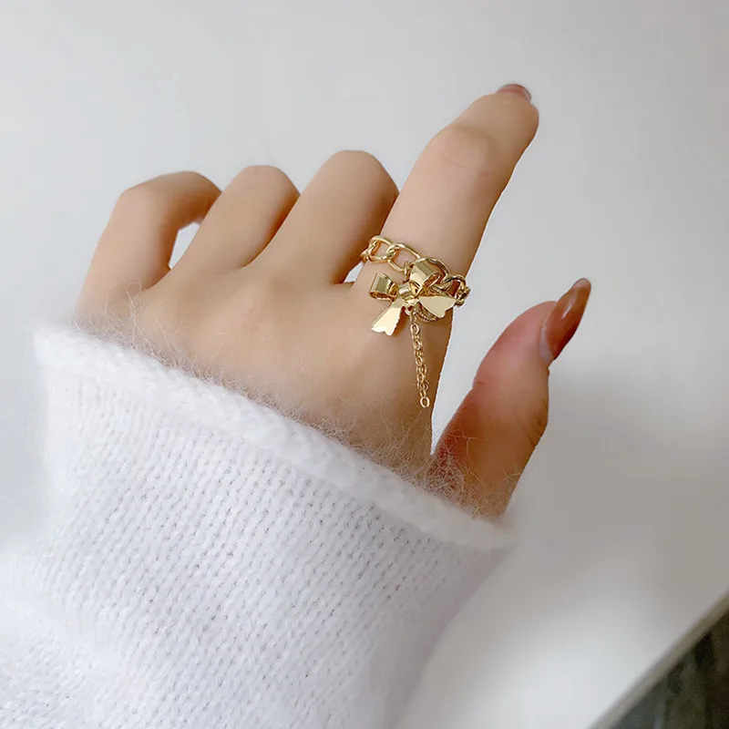 

Fashion new bow chain ring western style is pure and fresh and contracted joker temperament net red ring
